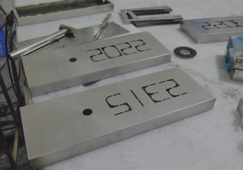 酒店標(biāo)識(shí)標(biāo)牌源頭廠家?一站式解決方案專(zhuān)家